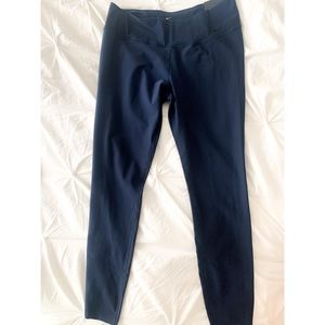 Brand New Nike Legend Tight Fit Leggings